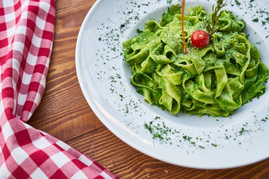 makaron z pesto