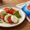 ser-mozzarella-galbani-125g-Klasyczna-wloska-swiezosc-2 Ser Mozzarella Galbani 125g (Klasyczna Włoska Świeżość i Idealna Porcja)